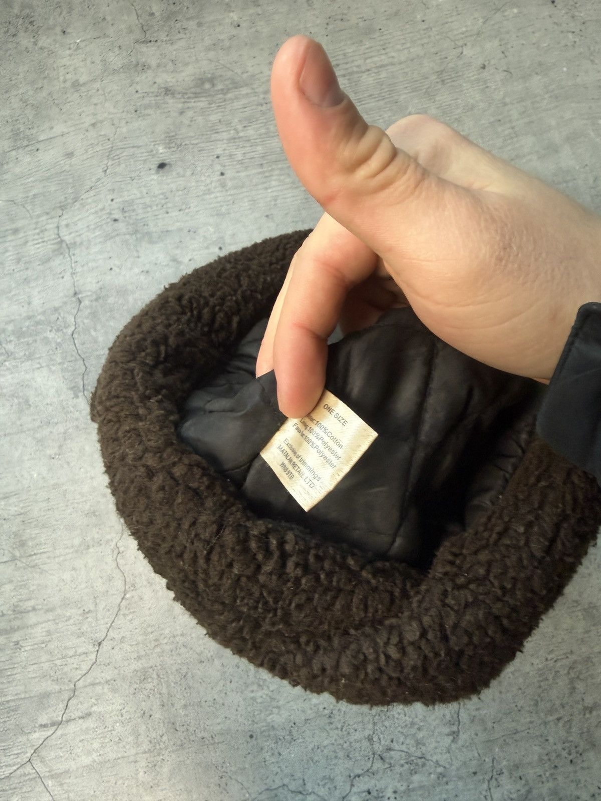 Gap Vintage Amazing Faux Fur Y2K Ushanka Hat (Trapper Hat) Size ONE SIZE - 6 Thumbnail