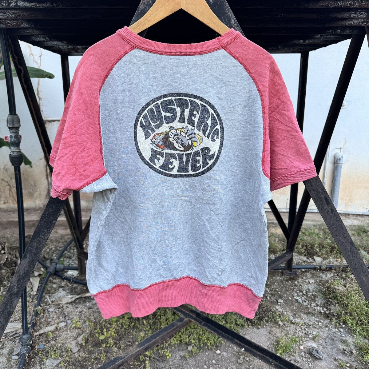 Hysteric Glamour Vintage Hysteric Glamour "Hysteric Fever" Raglan Sweatshirt Size US L / EU 52-54 / 3 - 1 Thumbnail
