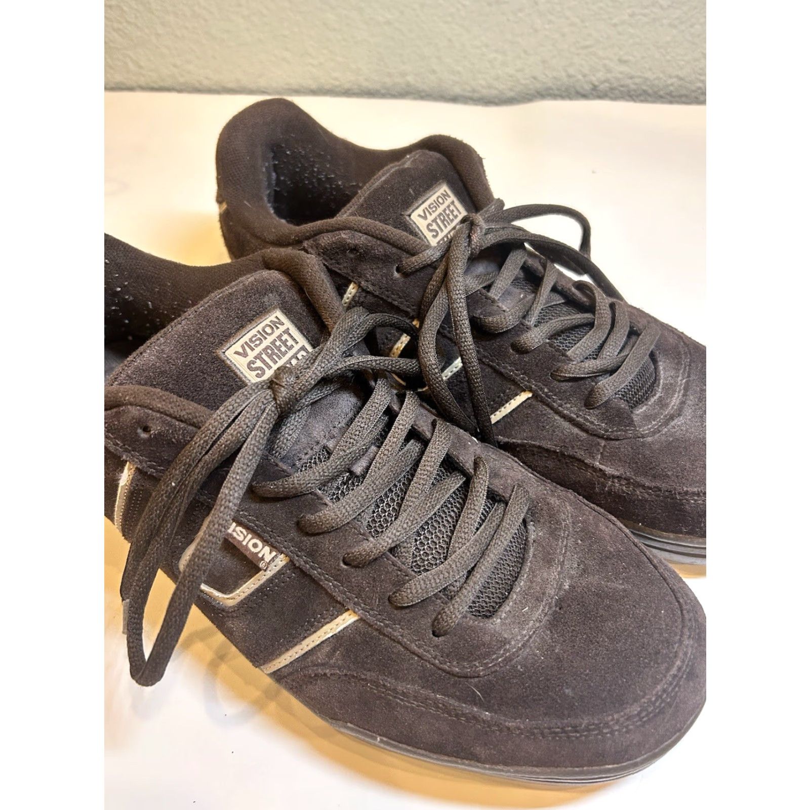 Vintage VINTAGE Vision Street Wear Brown Suede Skate Shoes Men's 12 Low Top Fat Tongue Size US L / EU 52-54 / 3 - 3 Thumbnail