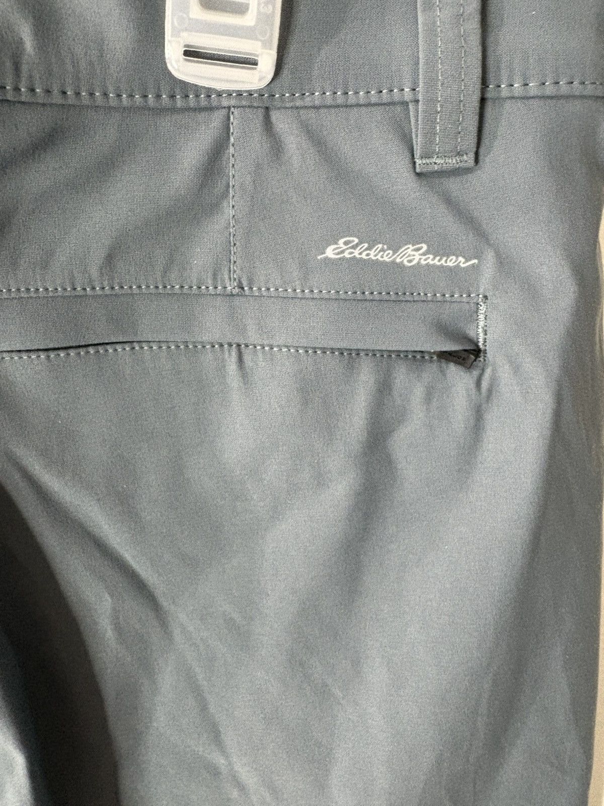 Eddie Bauer NWT Eddie bower shorts size 30 tech chino Size US 30 / EU 46 - 7 Thumbnail