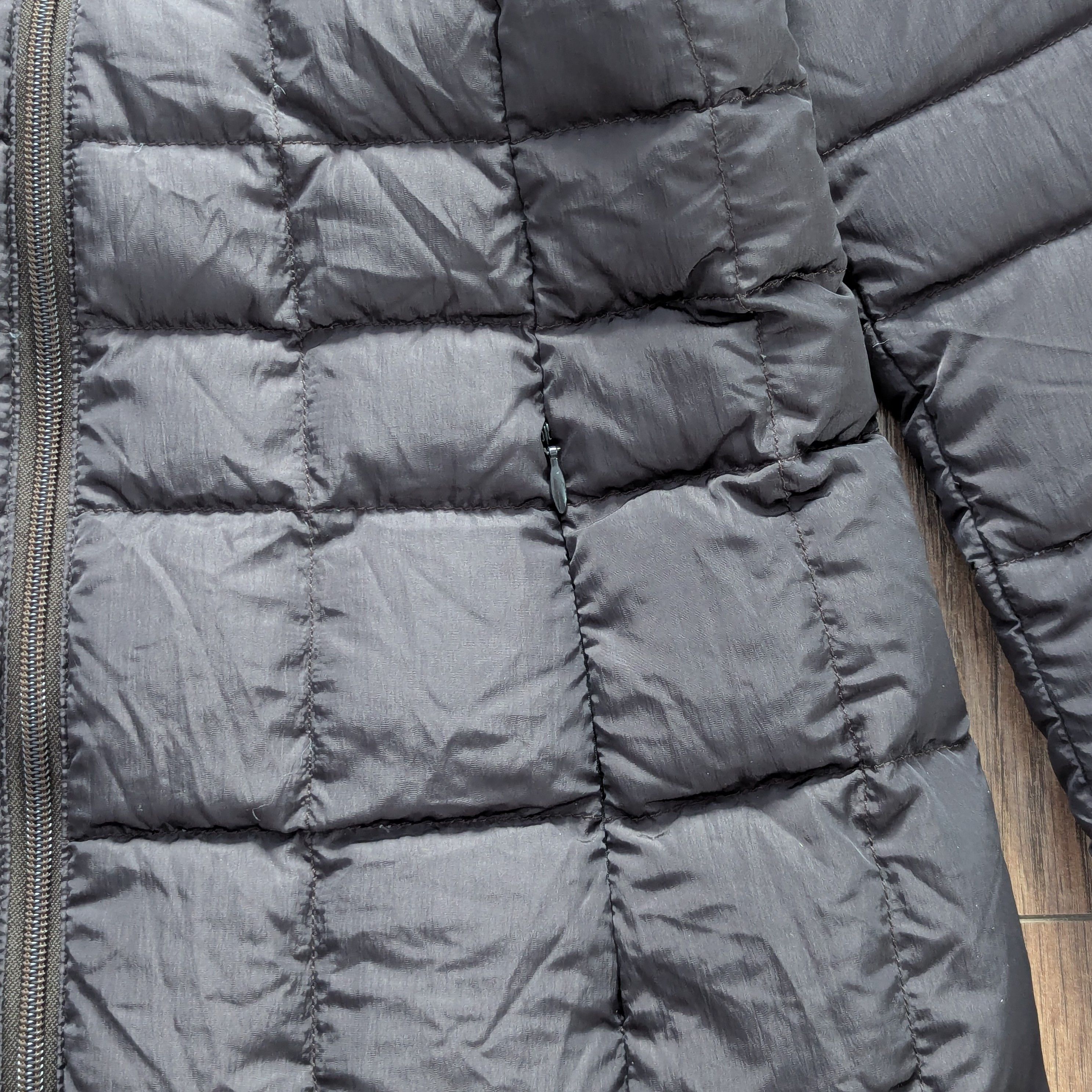Moncler Vintage Moncler Women's Quilted Long Down Jacket Size 1 XS-S Size XS / US 0-2 / IT 36-38 - 4 Thumbnail