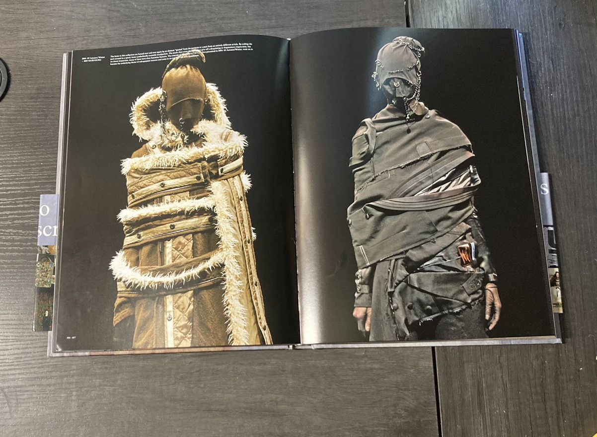 Rizzoli × Undercover Undercover X Rizzoli Book Size ONE SIZE - 5 Thumbnail