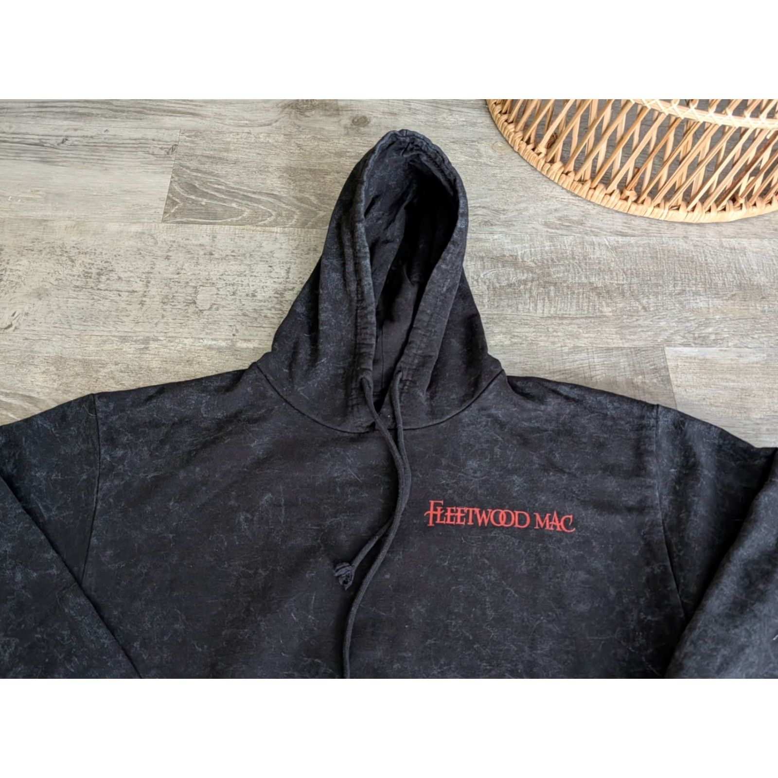 Vintage Fleetwood Mac On Tour Hoodie Unisex M Black Hooded Sweatshirt Size US M / EU 48-50 / 2 - 3 Thumbnail