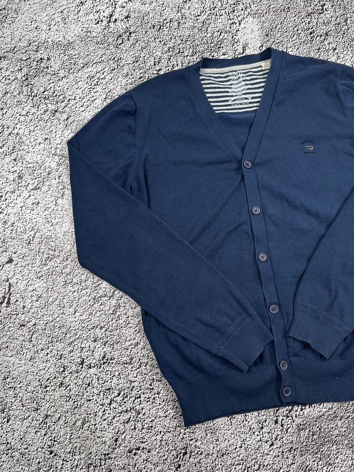 Diesel Vintage Y2K Diesel old money cardigan sweater size XL Size US XL / EU 56 / 4 - 2 Thumbnail