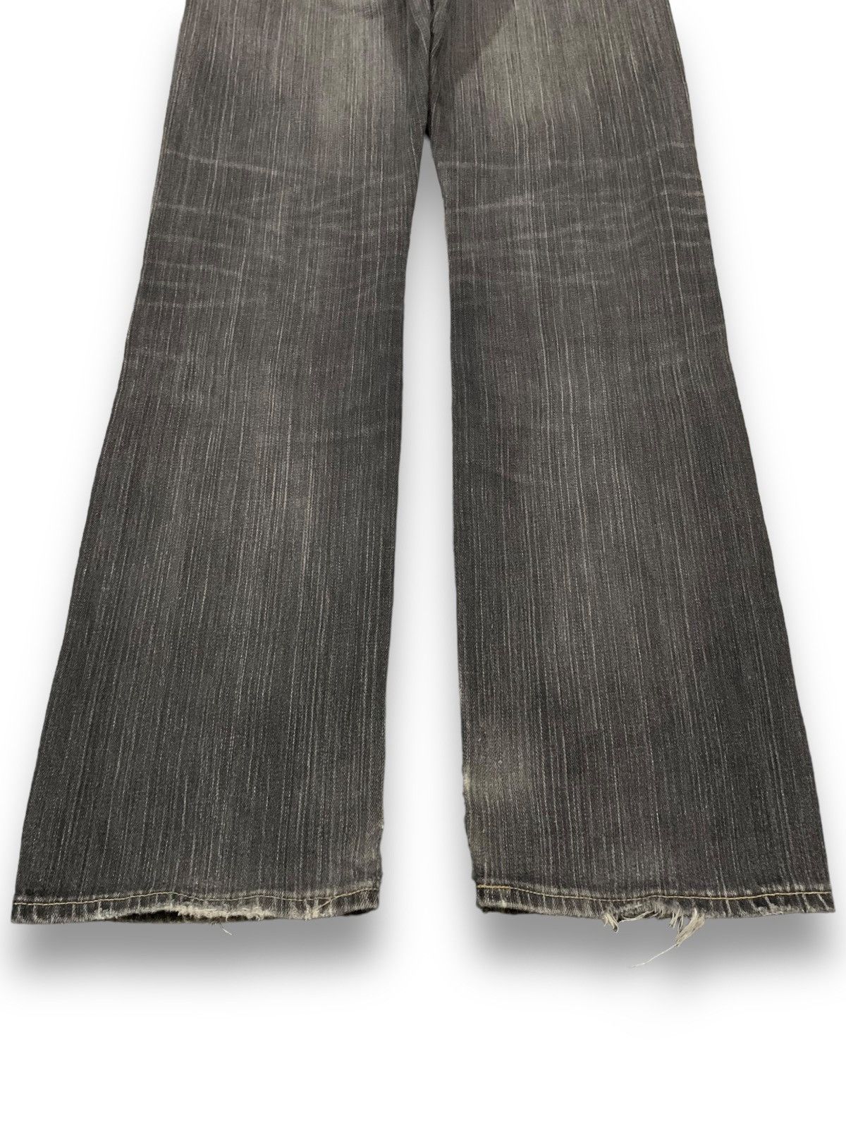 Undercover × Uniqlo Vintage Uniqlo S001 Faded Straight Leg Distressed Jeans Size US 32 / EU 48 - 11 Thumbnail