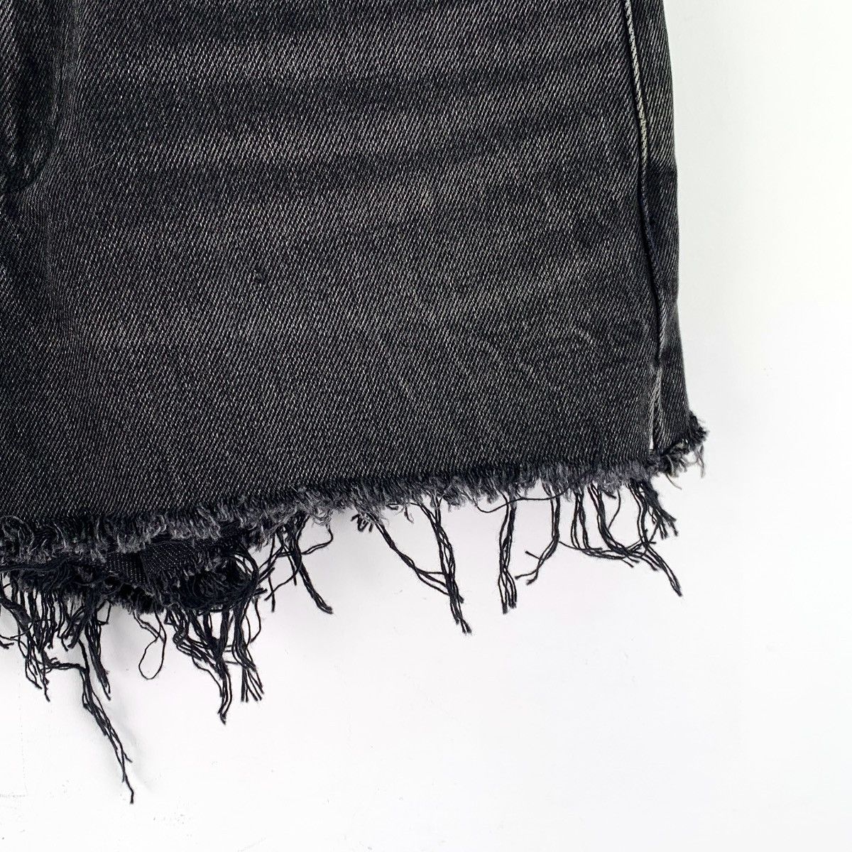 Alexander Wang Alexander Wang Black Tag Cotton Casual Fringe Shorts K26WX Size 24" / US 00 / IT 34 - 5 Thumbnail