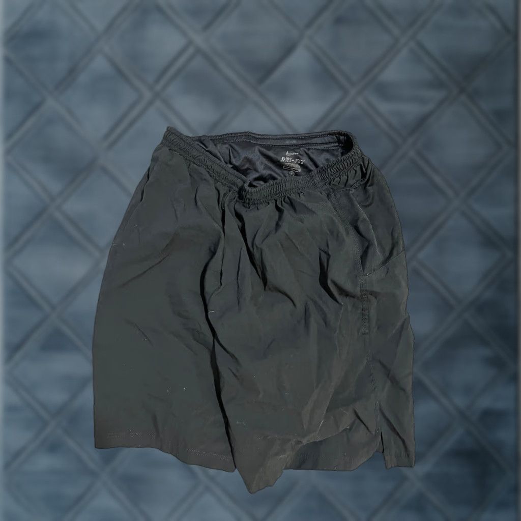 Nike Nike Shorts Mens Small Black Lined Casual Workout Gym 8" Inseam Fit Dry Regular S Black Nike Shorts Mens Small Lined Athletic 8 in Inseam Size US 29 - 1 Thumbnail