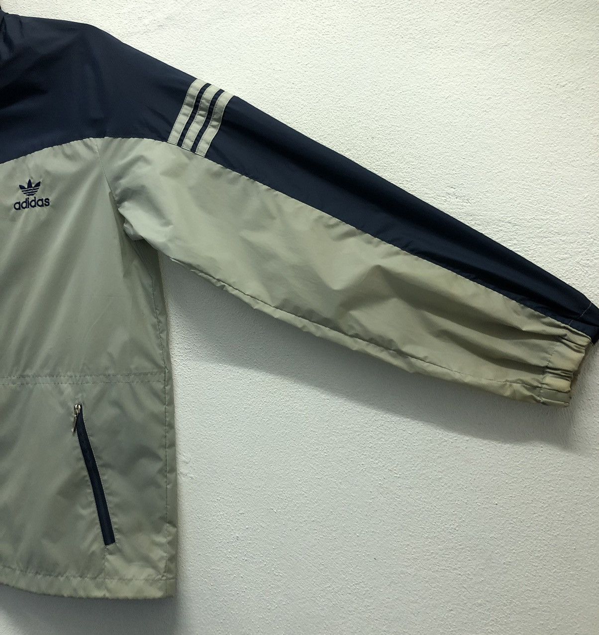 Vintage Vintage Produced by Descente Under Adidas License Jacket Size US M / EU 48-50 / 2 - 4 Thumbnail
