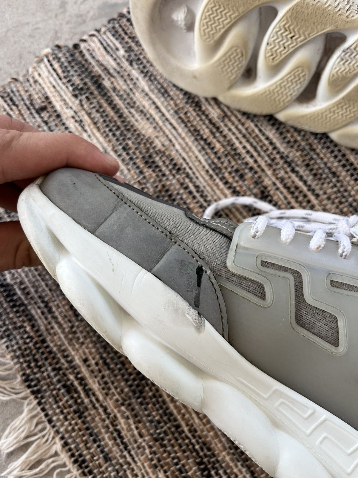 Versace Versace Chain Reaction Sneakers Baroque Medusa Logo Y2K Size US 5 / IT 35 - 8 Thumbnail