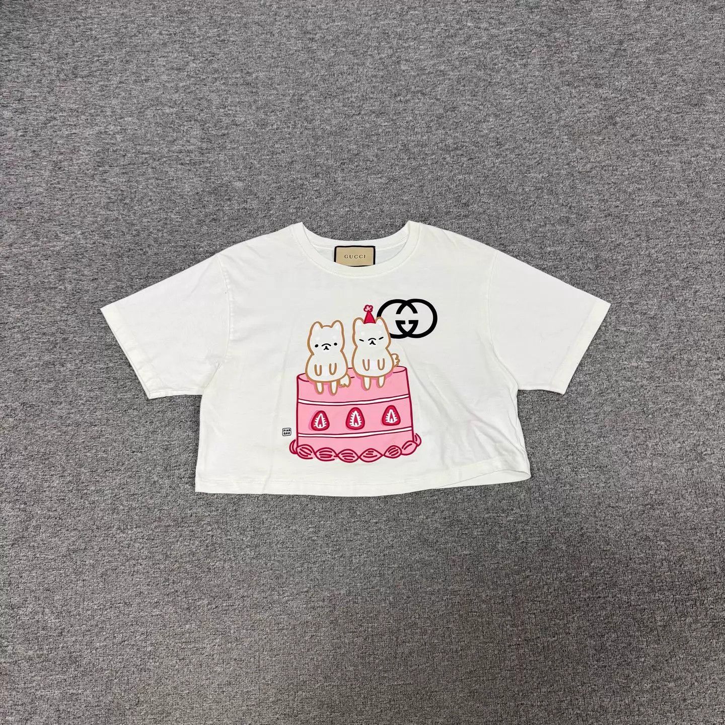 Gucci Gucci Pikarar Collab Cake Puppy Cropped SS Tee XXS Size XXS / US 00 / IT 34 - 1 Thumbnail