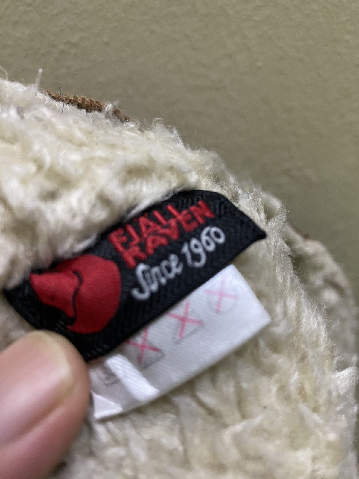 Fjallraven × Vintage Vintage Fjallraven Corduroy Flat Hat Fur Size ONE SIZE - 5 Thumbnail