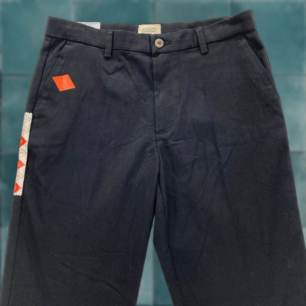 Vintage St Johns Bay Easy Care Pants Mens 32x32 Black Stretch Fabric Classic Fit Chino Pants Size US 32 / EU 48 - 1 Thumbnail