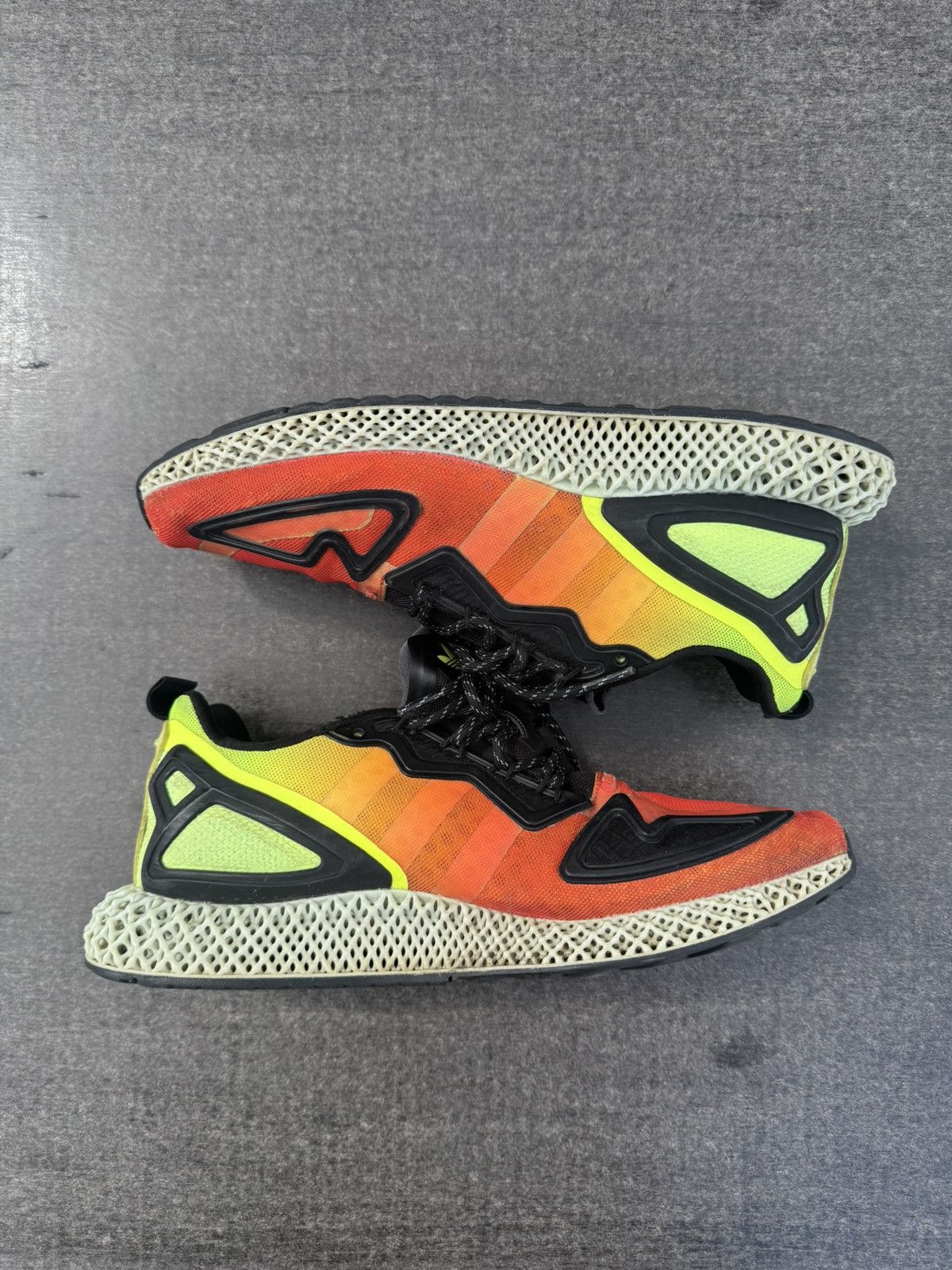 Adidas Adidas ZX 2K 4D Gradient Neon Size US 9.5 / EU 42-43 - 2 Thumbnail