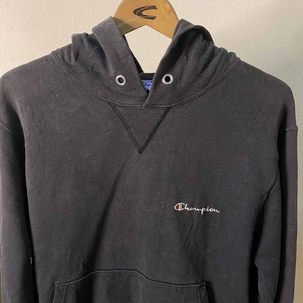 Champion × Vintage 1990s Champion Essential Hoodie Faded Black Made in USA Size US M / EU 48-50 / 2 - 2 Thumbnail