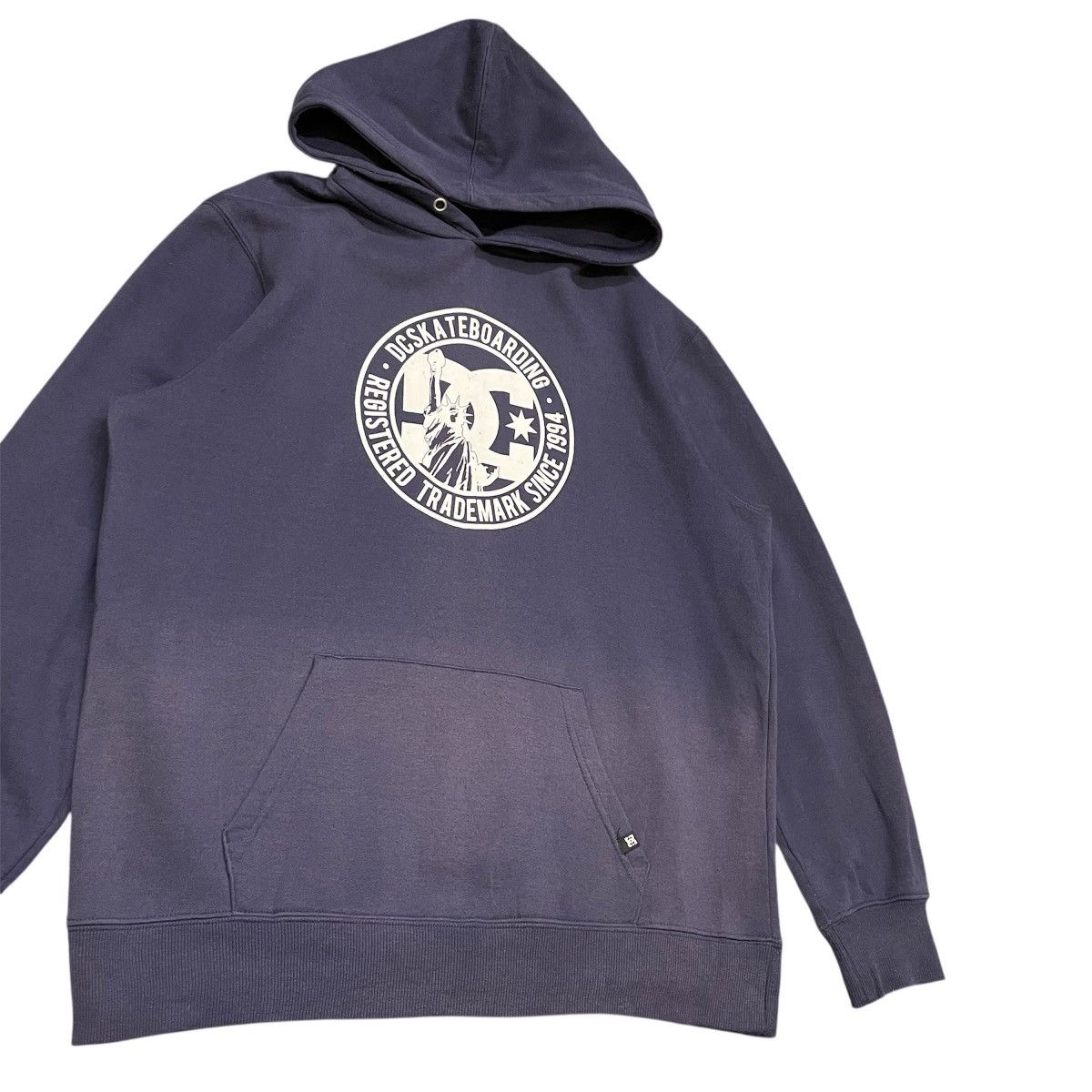 DC DC Skateboarding Hoodie Large Navy Blue Statue of Liberty Size US L / EU 52-54 / 3 - 2 Thumbnail