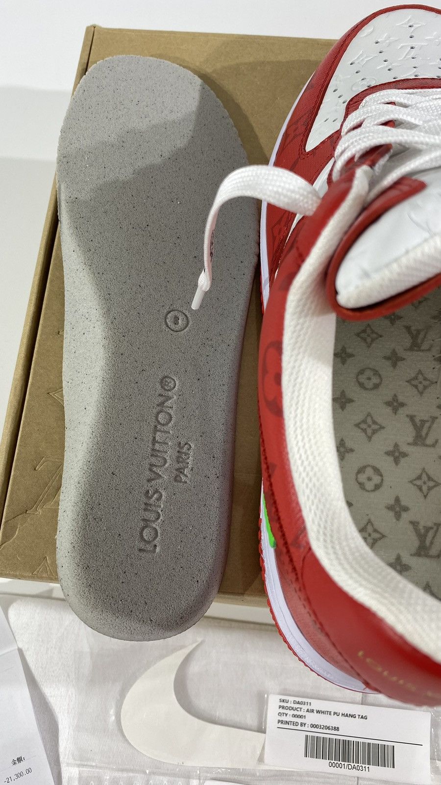 Louis Vuitton Louis Vuitton X Nike 8.5 Air Force 1 White Red Virgil Abloh Size US 8.5 / EU 41-42 - 14 Thumbnail