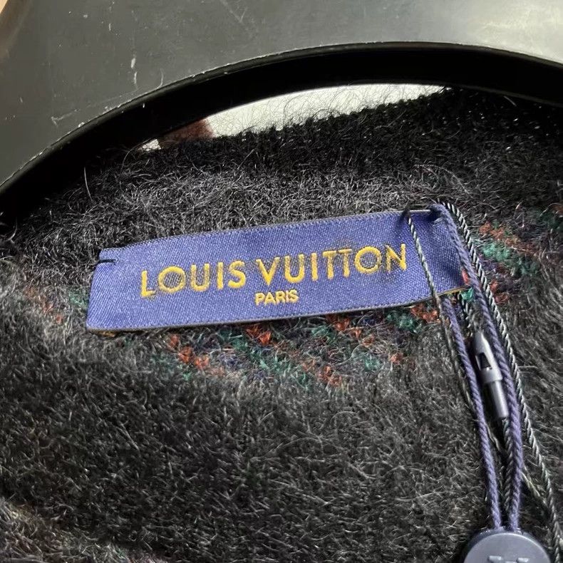 Louis Vuitton Louis Vuitton Black butterfly intarsia crewneck pullover l Size US M / EU 48-50 / 2 - 2 Thumbnail