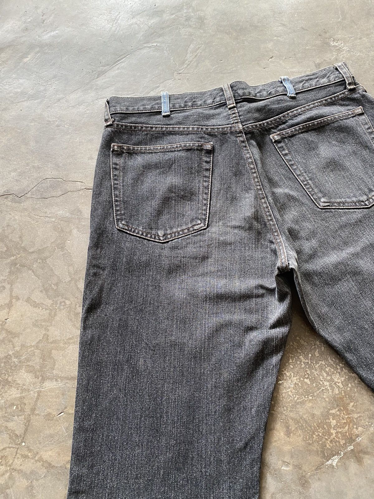 Japanese Brand × Uniqlo × Vintage Flare Jeans Japan Vintage Uniqlo Fade Black #32 Size US 33 - 9 Thumbnail