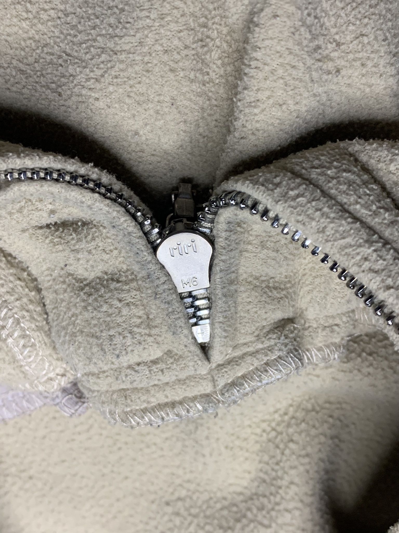 Bogner Bogner Beige Ski Fleece Jacket Men’s Size L/XL Size US L / EU 52-54 / 3 - 11 Thumbnail