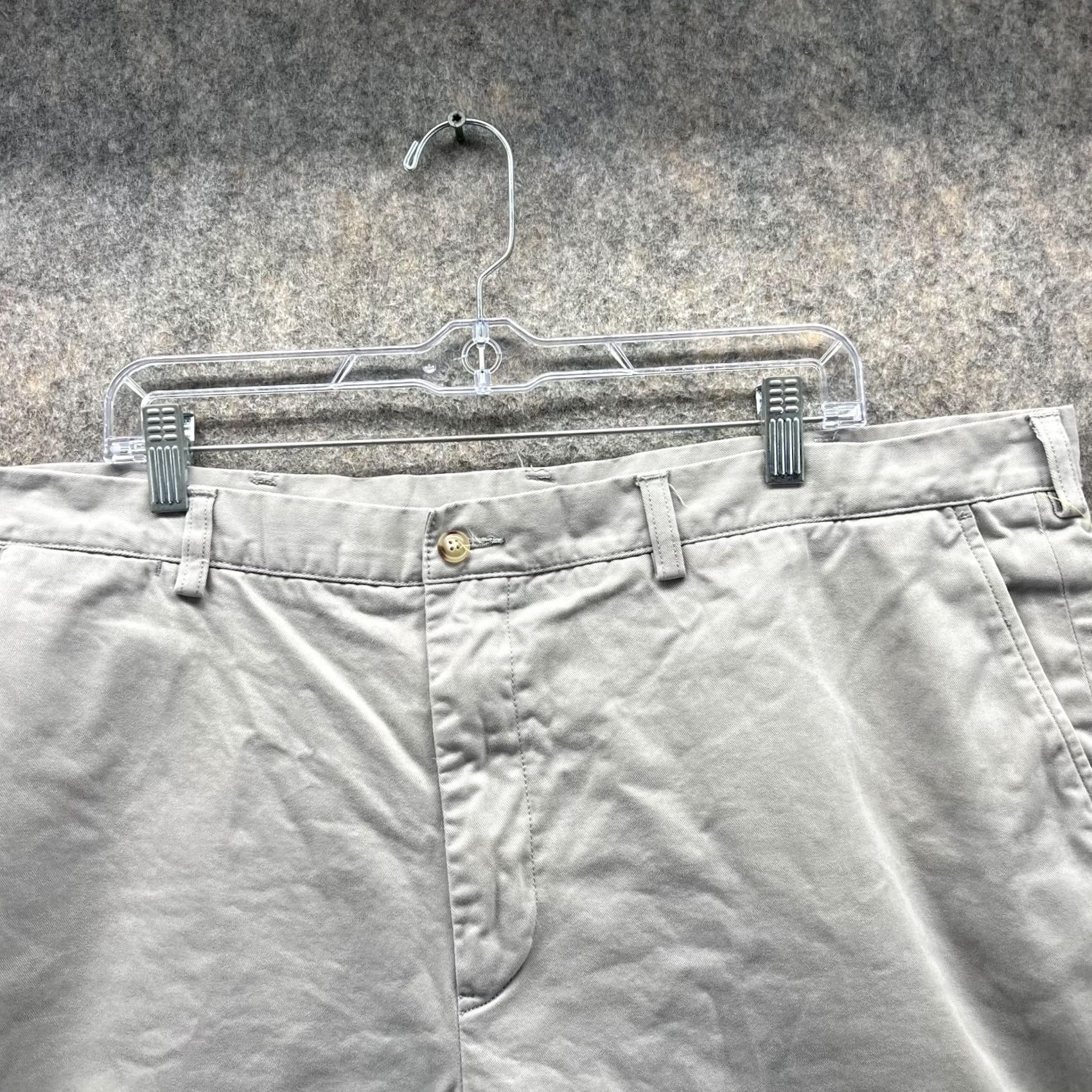 Polo Ralph Lauren Polo Ralph Lauren Shorts Men 42 Adult Gray Chino Flat Front Classic Casual Pony Shirt/Shorts Size US XL / EU 56 / 4 - 2 Thumbnail