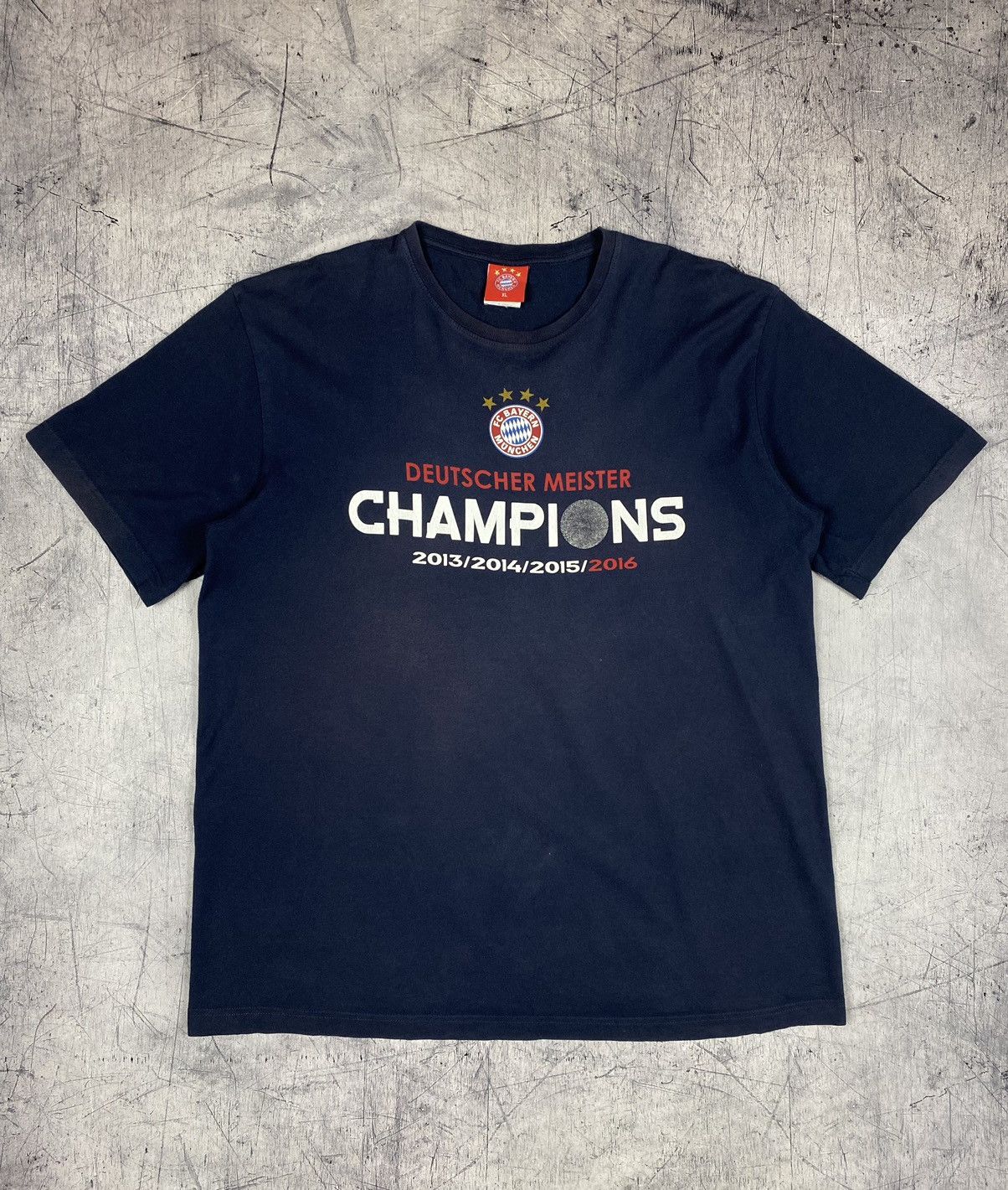 Vintage Vintage FC Bayern Munchen Deutcher Meister Champions League Size US XL / EU 56 / 4 - 2 Thumbnail
