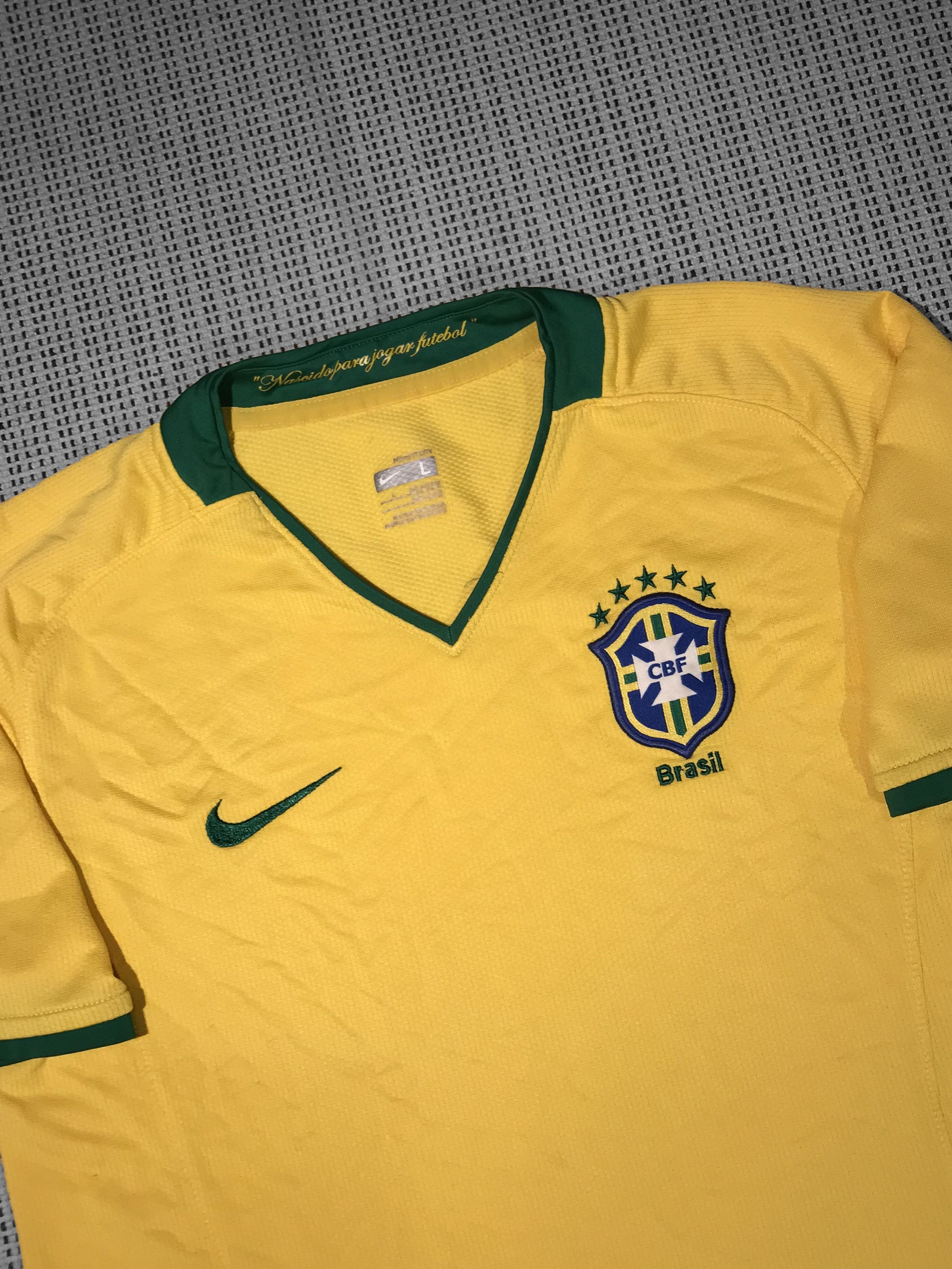 Nike NIKE women's soccer shirt vintage 08'/09' Brazil (M) Size M / US 6-8 / IT 42-44 - 3 Thumbnail