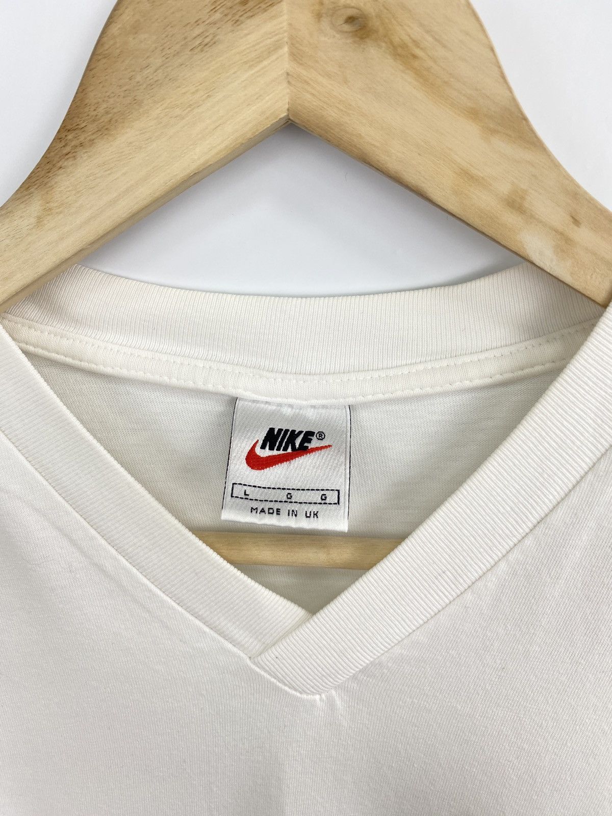 Nike 🇺🇸 Vintage 90s Nike Y2K T-Shirt Rare Retro Hype Size US L / EU 52-54 / 3 - 5 Thumbnail