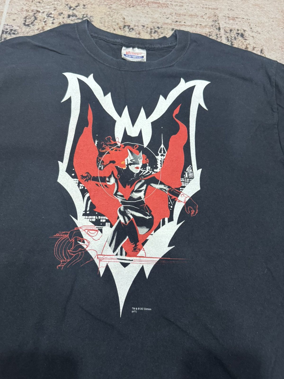 DC Comics dc comic s11 - batwomen vintage tee Size US M / EU 48-50 / 2 - 3 Thumbnail