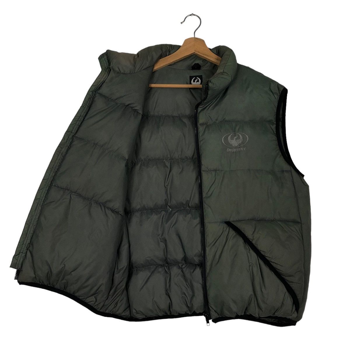 Japanese Brand 🔥90’s Vintage Vest Down Puffer Dragon Movie Big Logo Size US L / EU 52-54 / 3 - 9 Thumbnail