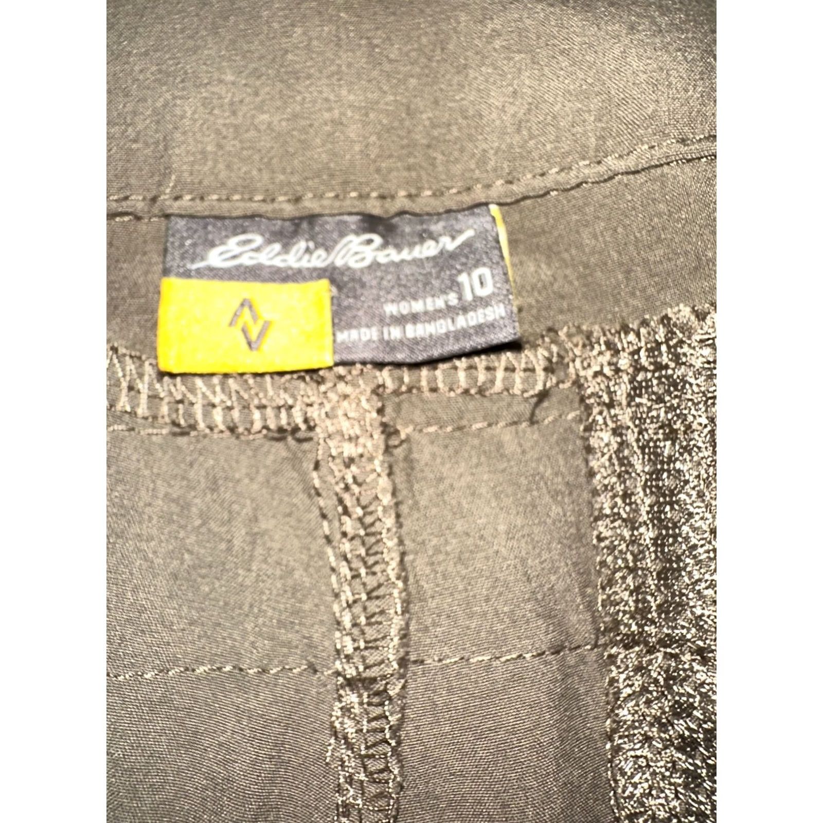 Eddie Bauer Eddie Bauer Travex Pants Womens 10 Convertible Leg Brown Stretch Cargo Pockets Size 32" / US 10 / IT 46 - 4 Thumbnail