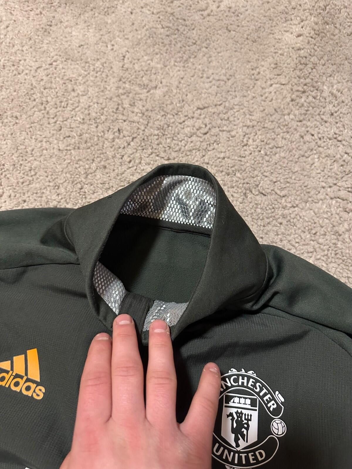 Adidas MANCHESTER UNITED ADIDAS 20/21 FOOTBALL SOCCER TRAINING Size US M / EU 48-50 / 2 - 4 Thumbnail