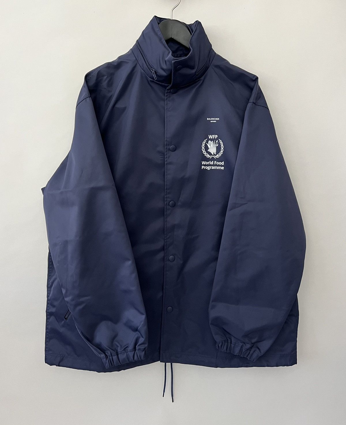 Balenciaga Balenciaga Black World Food Programme Windbreaker Jacket Size US S / EU 44-46 / 1 - 2 Thumbnail