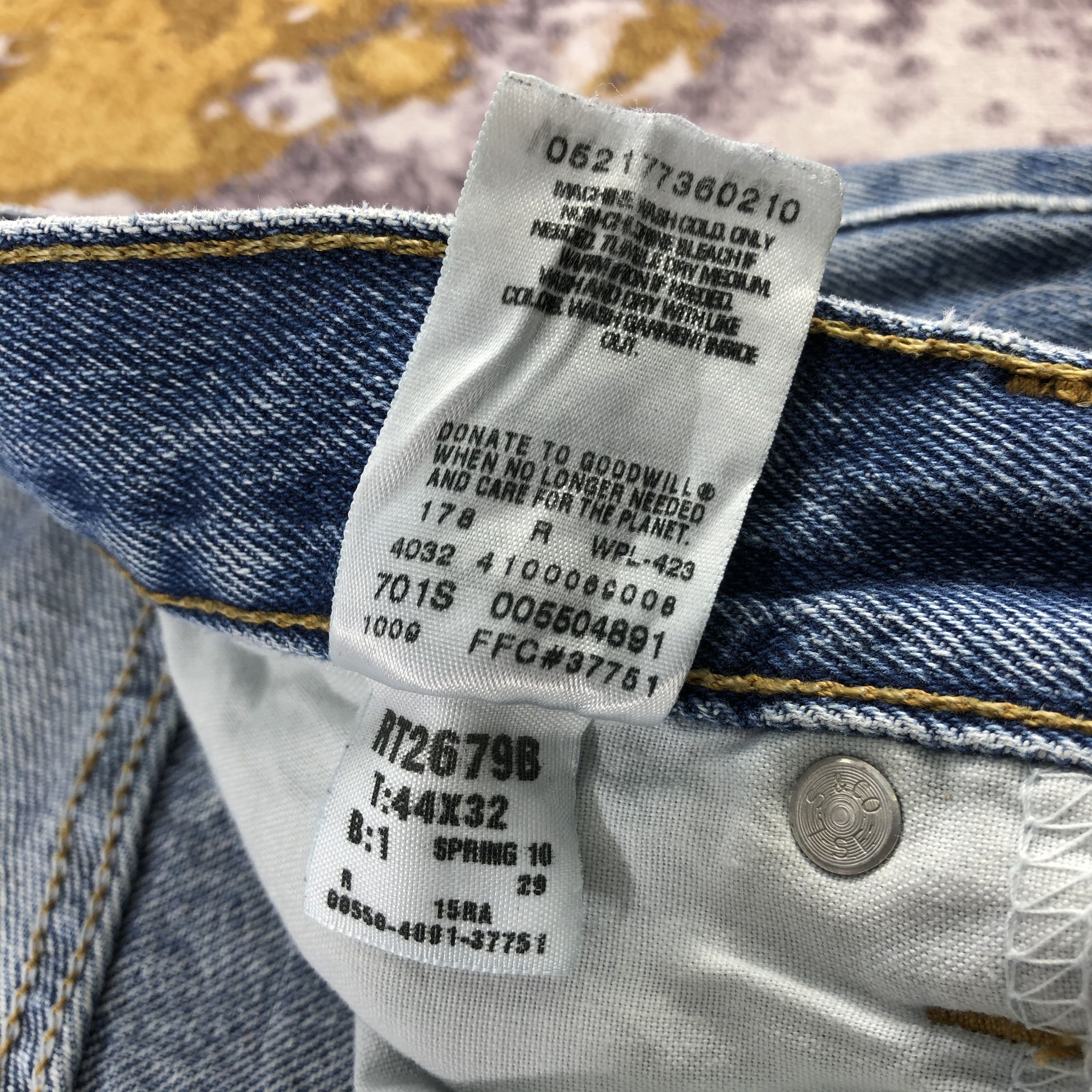 Levi's × Vintage Vintage Blue Wash Levis 550 Jeans-JM3021 Size US 43 - 12 Thumbnail