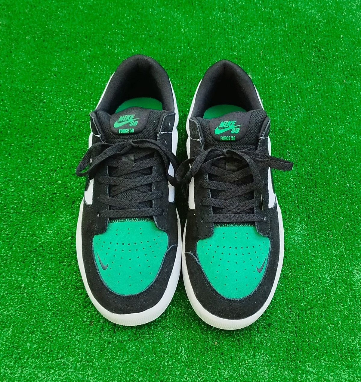 Nike Nike SB Size US 13 / EU 46 - 2 Thumbnail