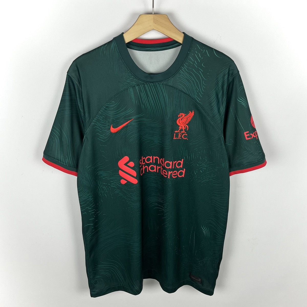 Nike Nike Liverpool third soccer jersey 2022/2023 Size US L / EU 52-54 / 3 - 1 Thumbnail