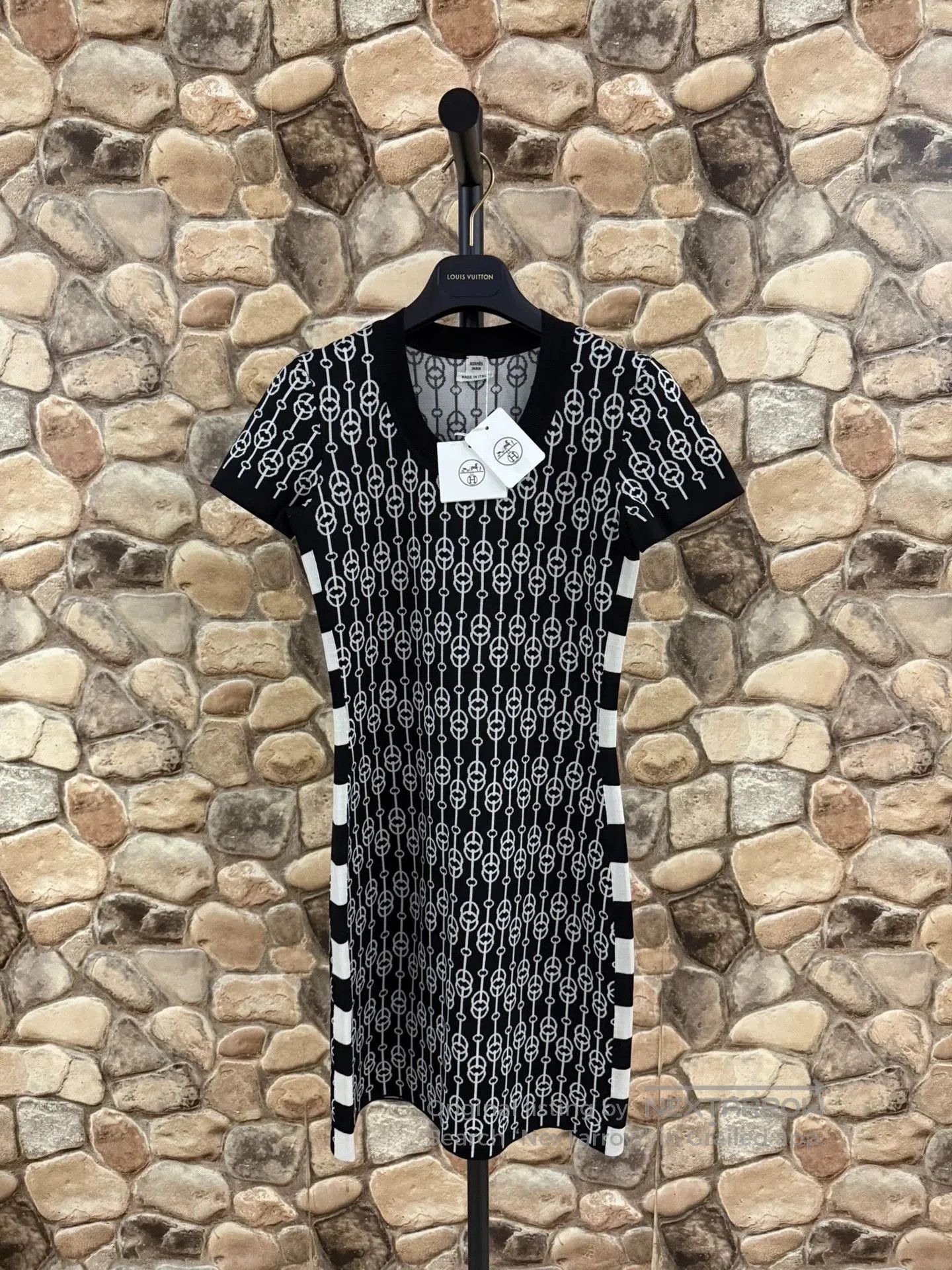 Hermes Hermes Black White Chain Print Dress. Size US 36 / EU 52 - 1 Thumbnail
