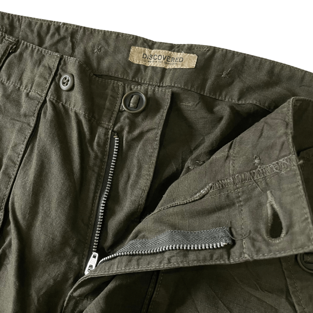 DISCOVERED × Japanese Brand Discovered Japan Cargo Pant Size US 33 - 7 Thumbnail