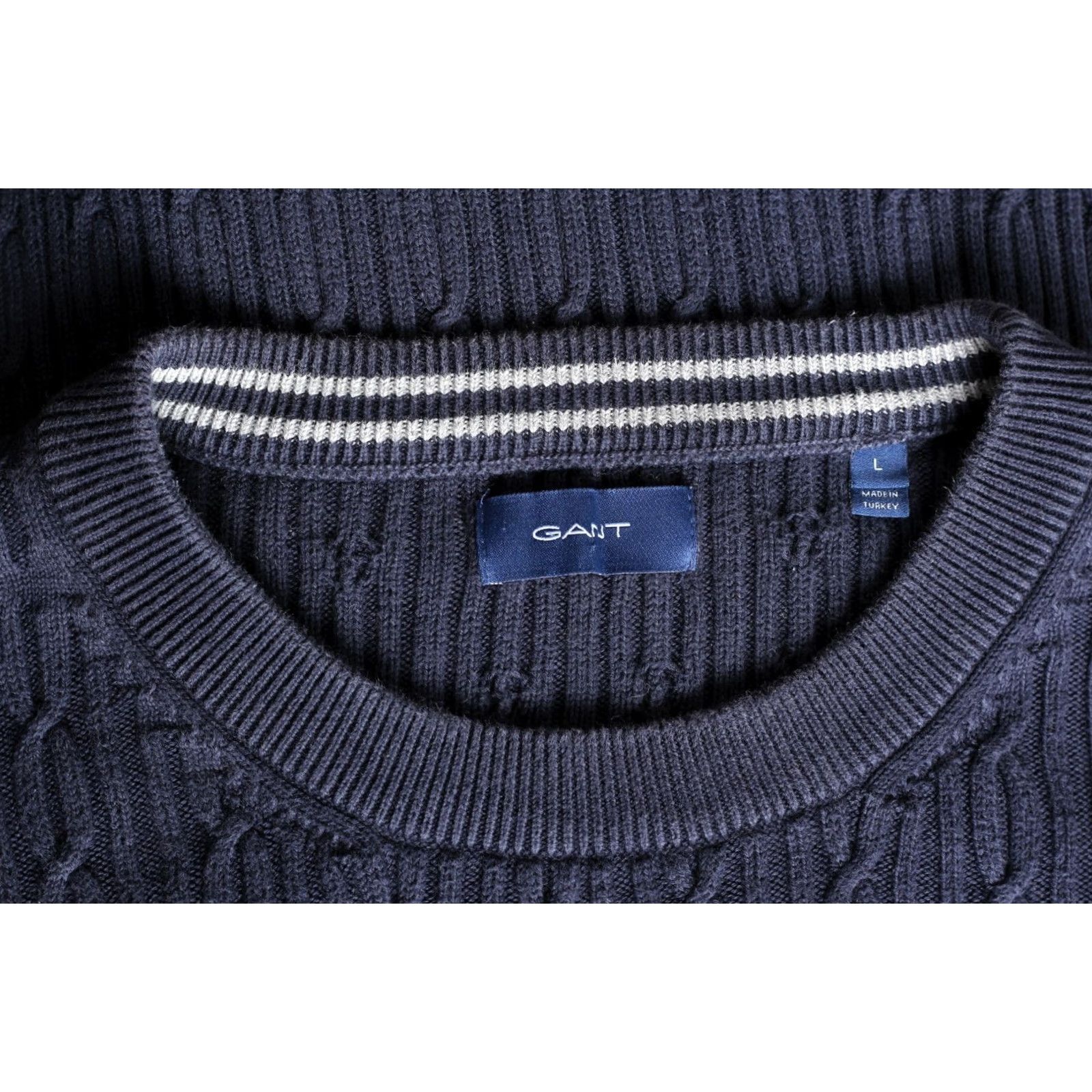 Gant GANT Cable Knit Cotton Crew Neck Jumper Sweater Men L Blue VR3878 Size US L / EU 52-54 / 3 - 5 Thumbnail