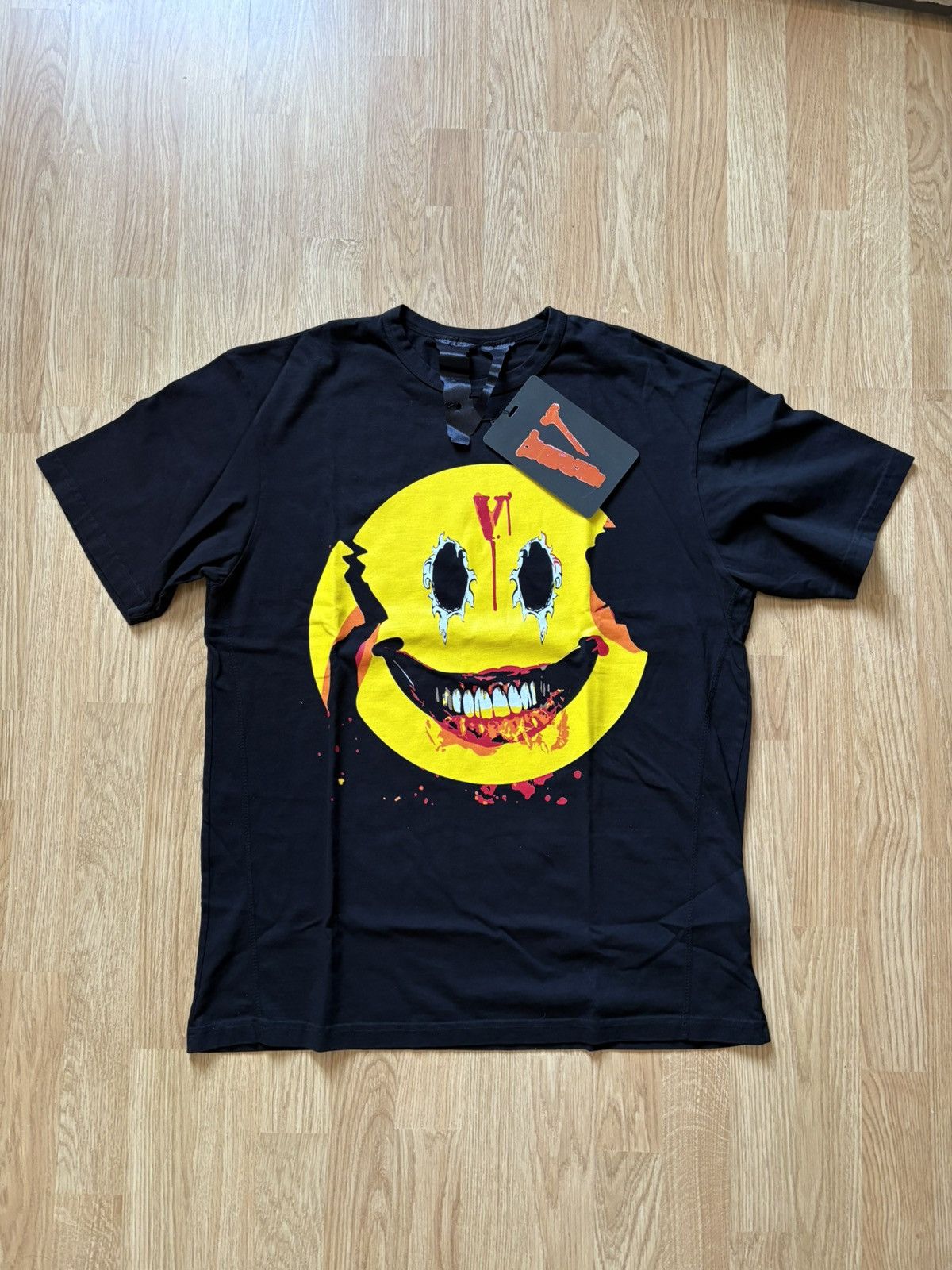 Vlone Vlone Laugh Now Cry Later Size US L / EU 52-54 / 3 - 1 Thumbnail