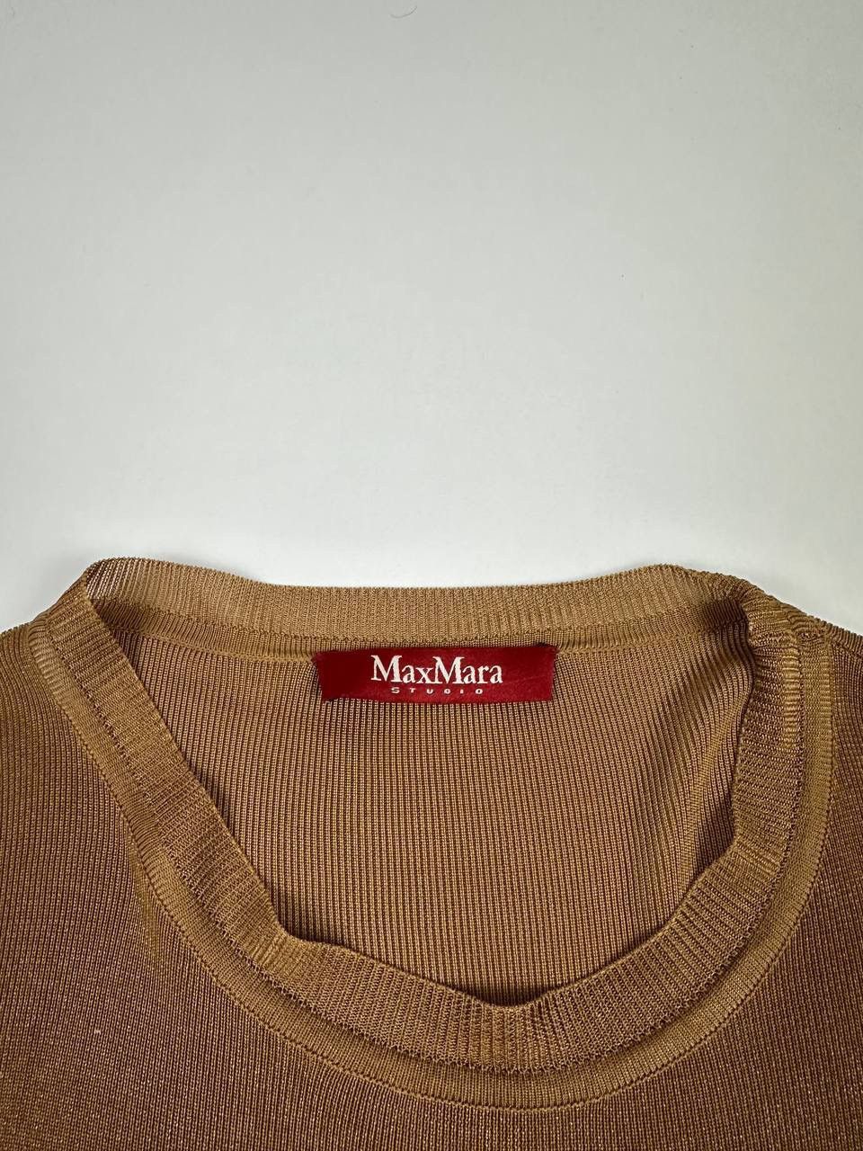 Max Mara T-shirt from MaxMara Size M / US 6-8 / IT 42-44 - 3 Thumbnail