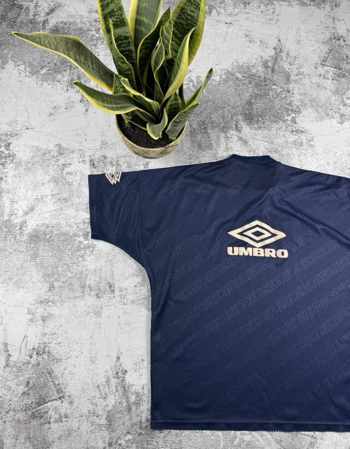 Umbro UMBRO 90S PRO TRAINING 1994/1996 FOOTBALL JERSEY SHIRT TEE Size US M / EU 48-50 / 2 - 14 Thumbnail