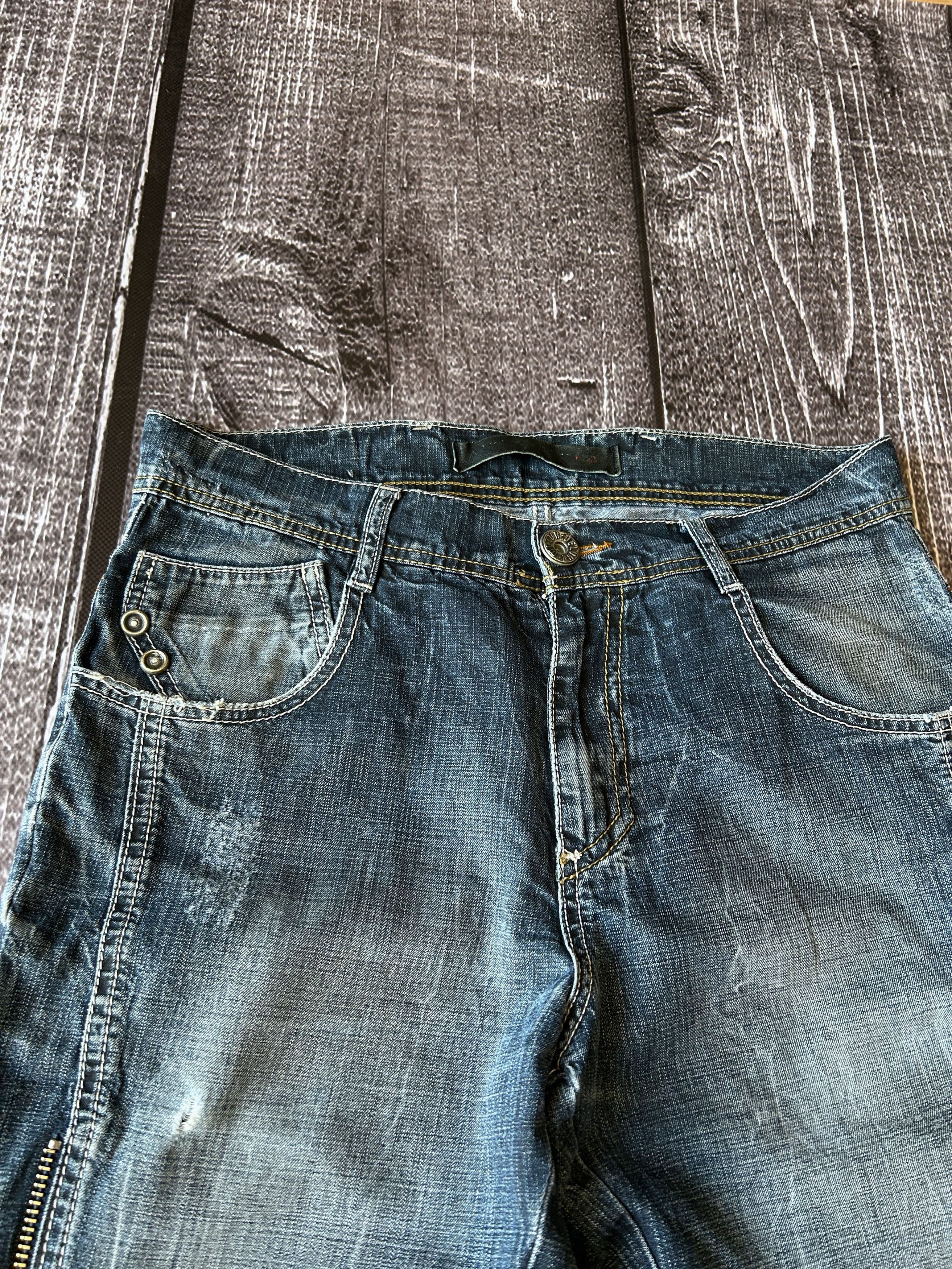 Vintage Vintage Faded Denim Jeans Zip Pocket Biker Skate Y2K Style Size US 32 / EU 48 - 9 Thumbnail