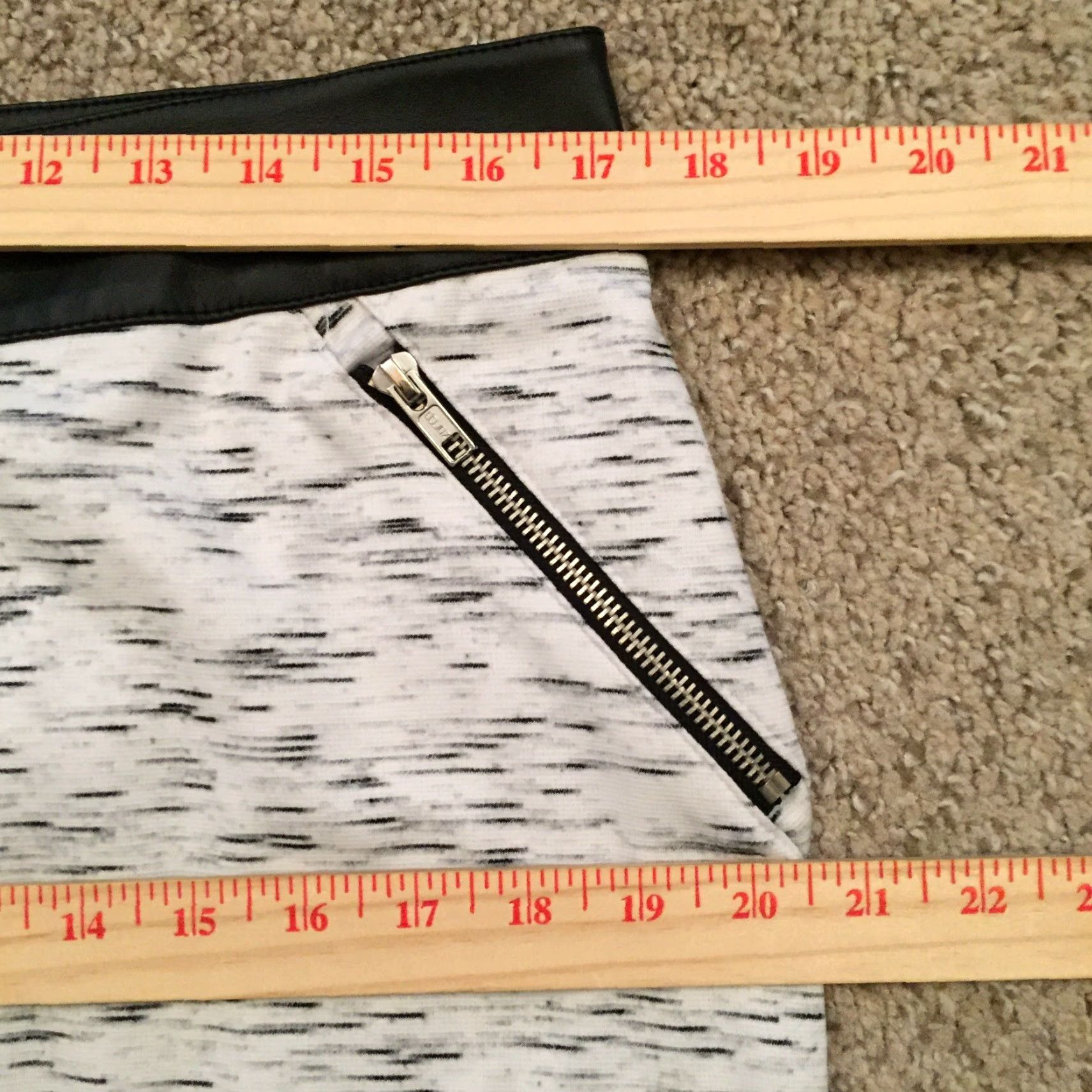 Vintage Rock & Republic Skirt L Women Short Pencil Gray Unlined Zipper Polyester Spandex Vintage: No Regular Size 36" / US 14 / IT 50 - 3 Thumbnail