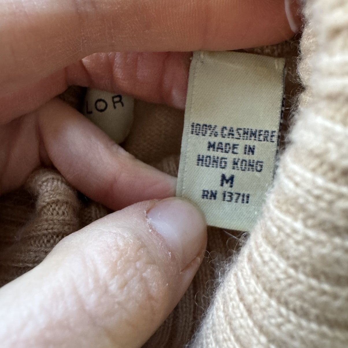 Lord & Taylor Vintage Lord & Taylor Cashmere Turtleneck Sweater Size M / US 6-8 / IT 42-44 - 5 Thumbnail