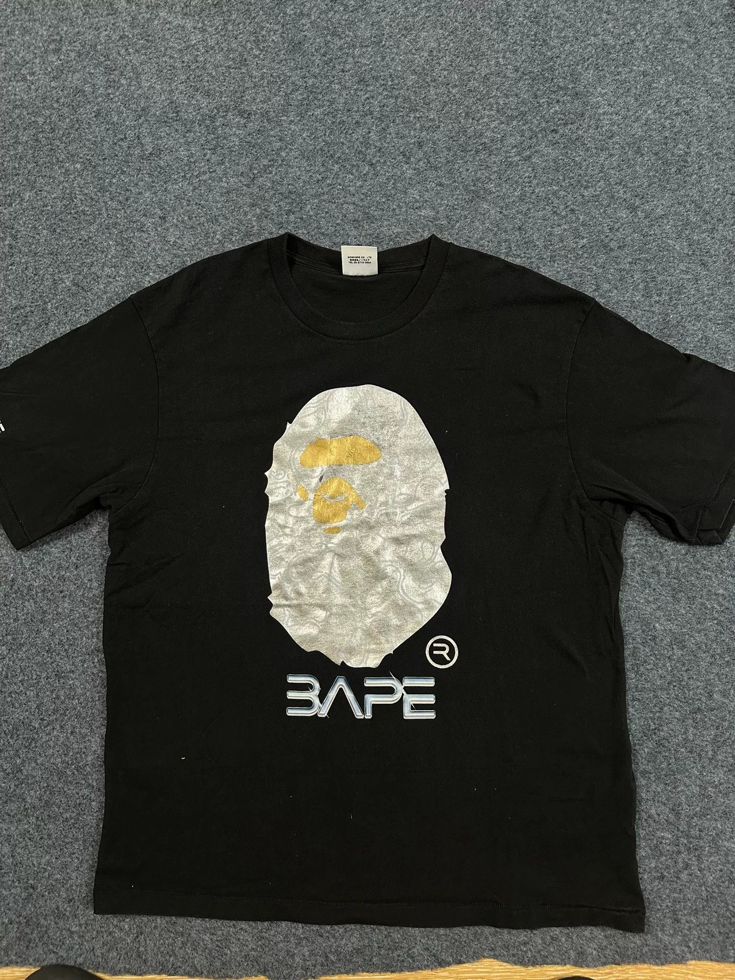Bape Bape T Multi Shark T-Shirt Casual Size US L / EU 52-54 / 3 - 1 Thumbnail
