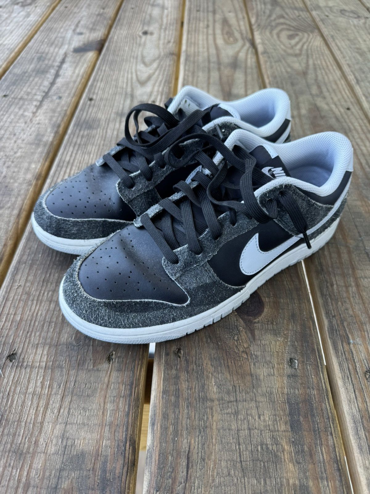 Nike Nike Dunk Low Premium ‘Animal Pack - Zebra' Size US 9 / EU 42 - 1 Thumbnail