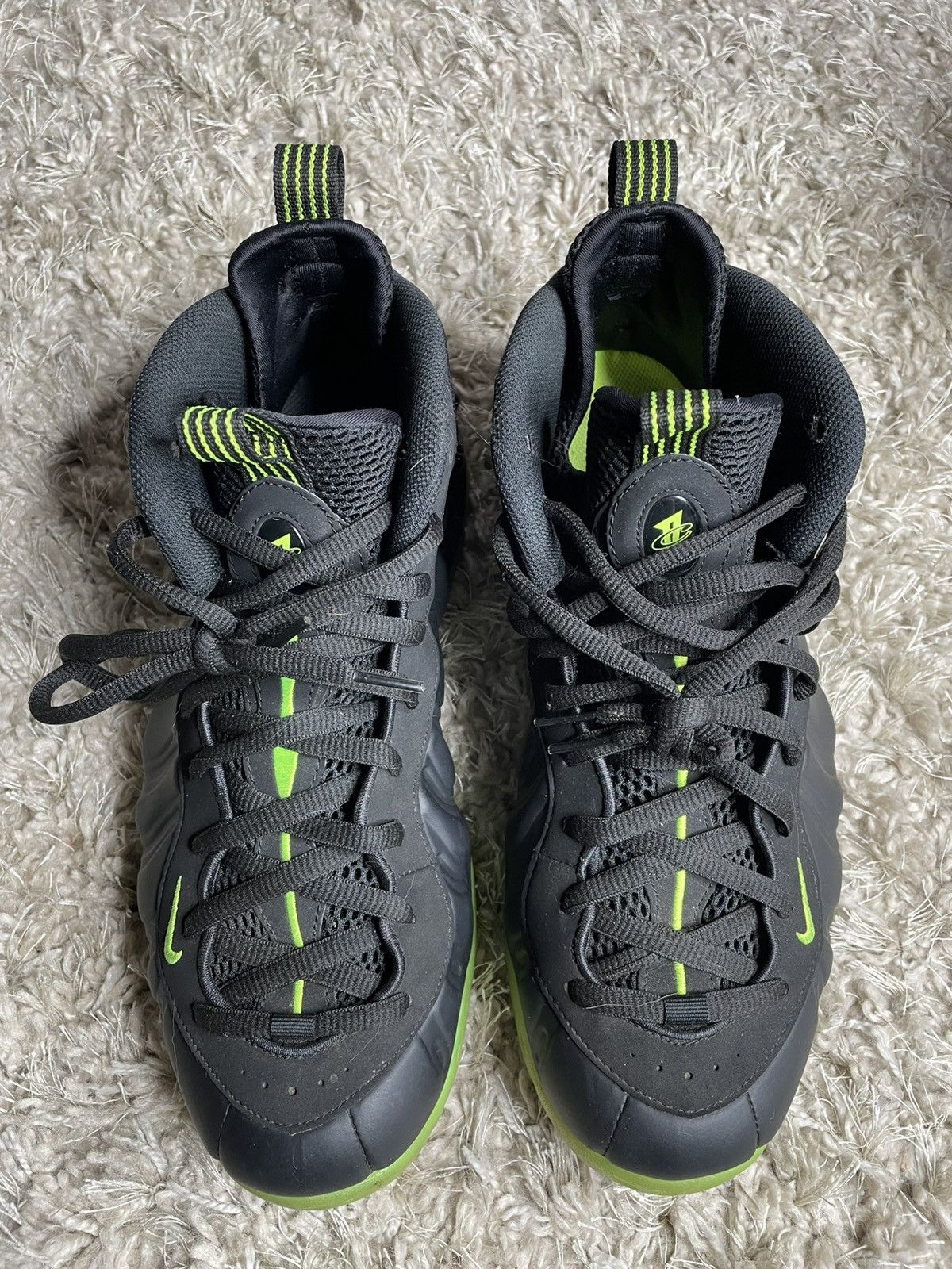 Nike Nike Air Foamposite One Black Volt Size US 11 / EU 44 - 5 Thumbnail