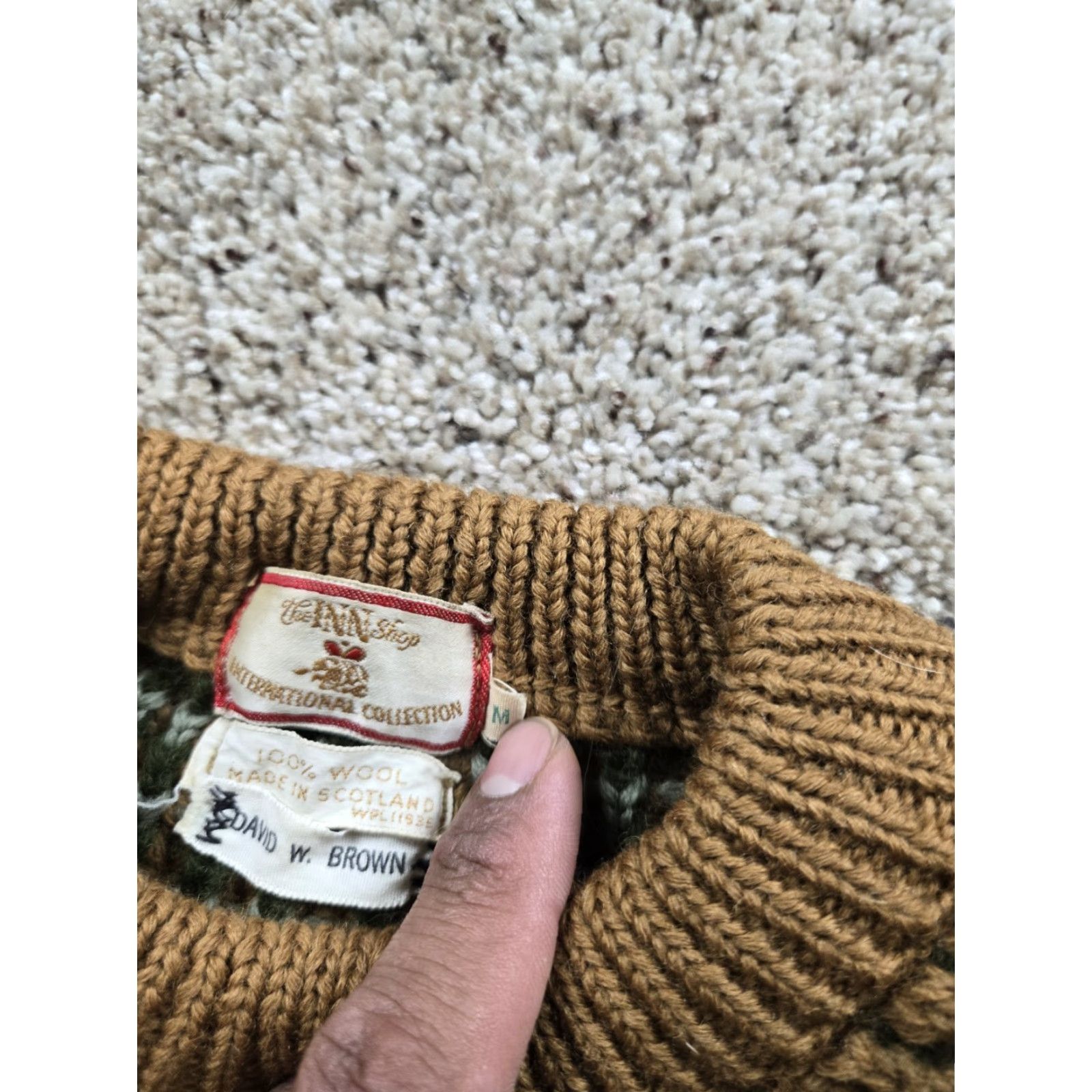Vintage VINTAGE The Inn Shop Sweater Medium Brown Waffle Knit Scotland 100% Wool 70s Size US M / EU 48-50 / 2 - 7 Thumbnail