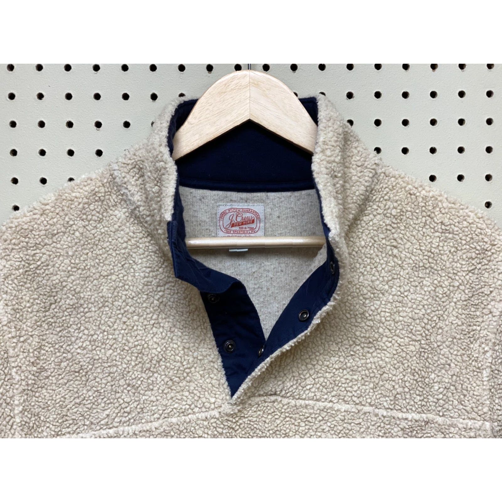 Vintage J Crew Mens Fleece Snap Sherpa Pullover Sweatshirt Crew Neck M Cream Navy Blue Solid Vintage No (adjust if required by rules) Size US M / EU 48-50 / 2 - 3 Thumbnail