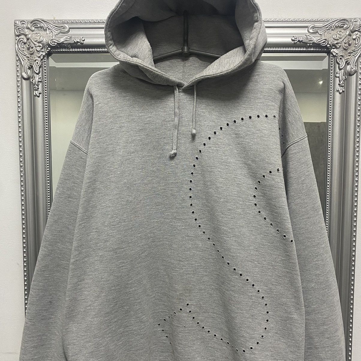 Supreme Supreme hoodie cut s logo Size US XL / EU 56 / 4 - 2 Thumbnail
